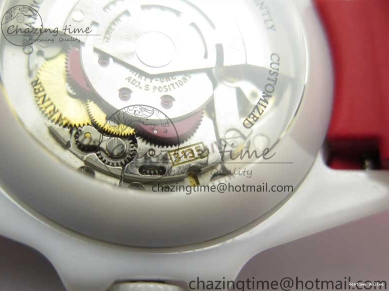 0123 WrinkleFree Submariner 40mm White Ceramic 5GF Best Edition White Red Dial on Red Rubber Strap SA 2485
